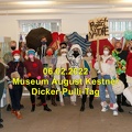 A Museum August Kestner Dicker-Pulli-Tag -