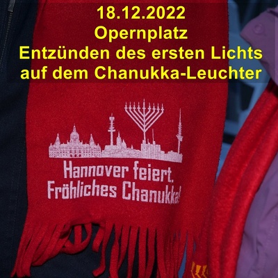 20221218 Opernplatz Chanukka-Leuchter