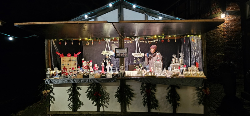2023-12-15 18-21-25 - 20231215 182126